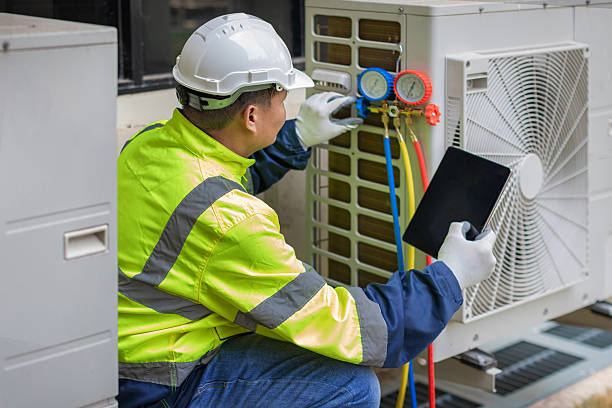 Professional Ductwork Repair technician working in Dawson, IL